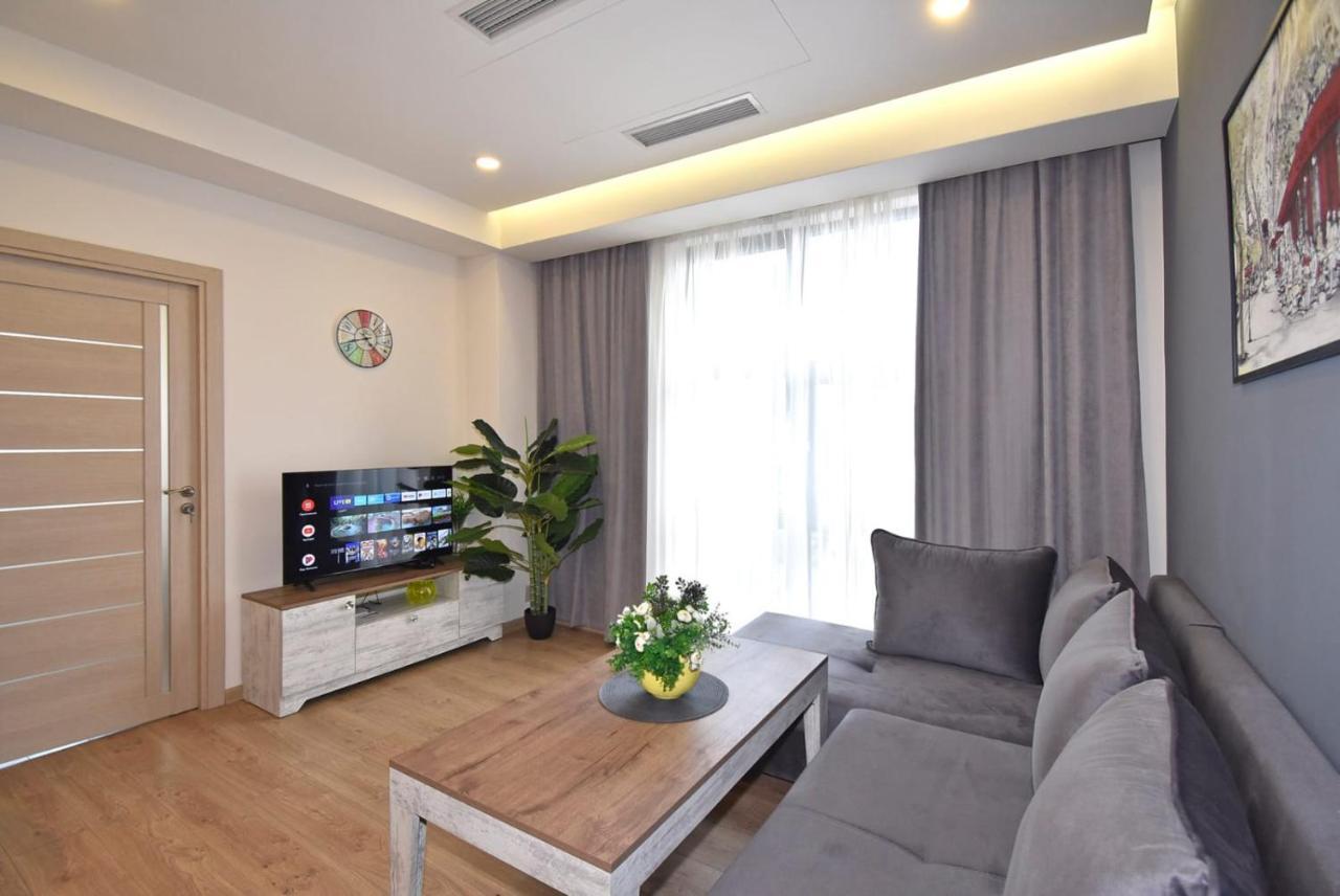 Home4You City Center Apartments Yerevan Exterior photo